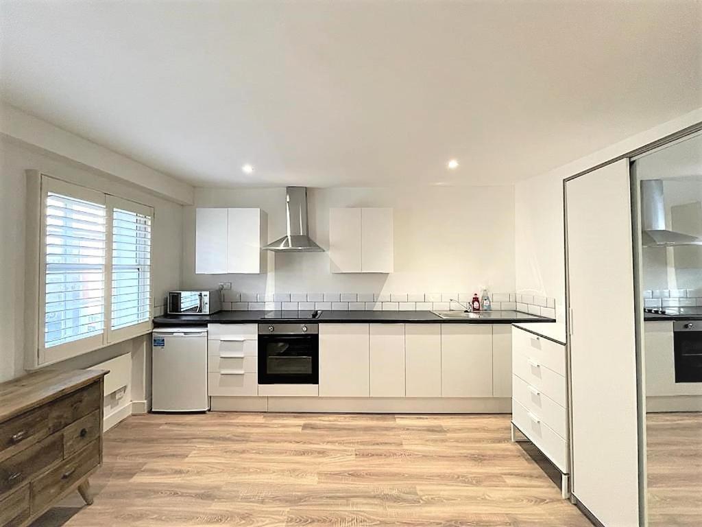 לונדון Goodge Street Apartments מראה חיצוני תמונה